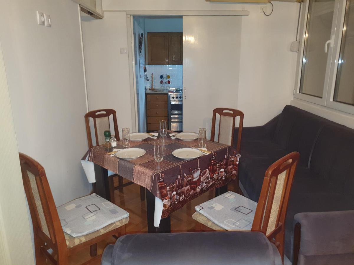 Apartman Centar Lux Pirot Extérieur photo